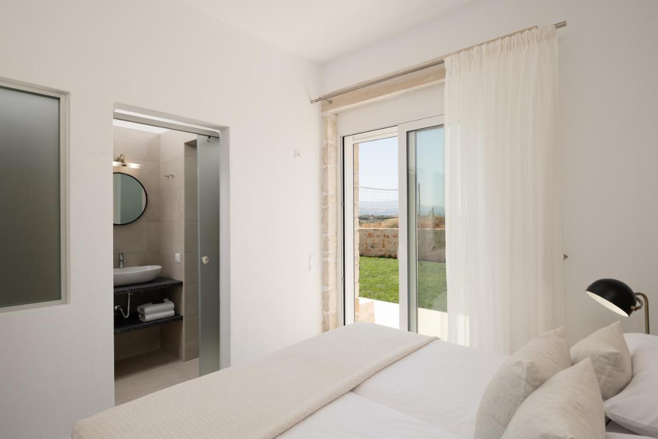 Evaero Villas I, Ii, Iii, IV - An Ever-So Inviting Escape, By Thinkvilla Sfáka Eksteriør bilde
