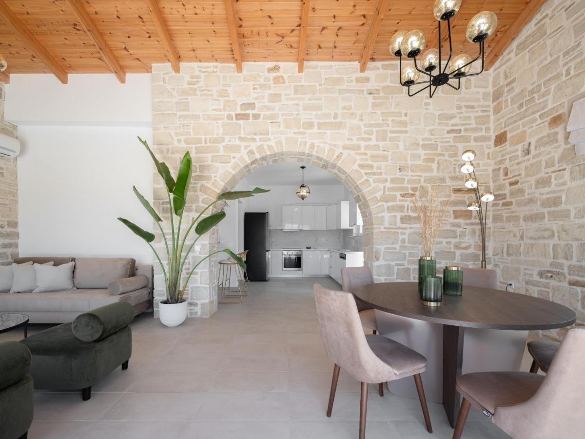Evaero Villas I, Ii, Iii, IV - An Ever-So Inviting Escape, By Thinkvilla Sfáka Eksteriør bilde