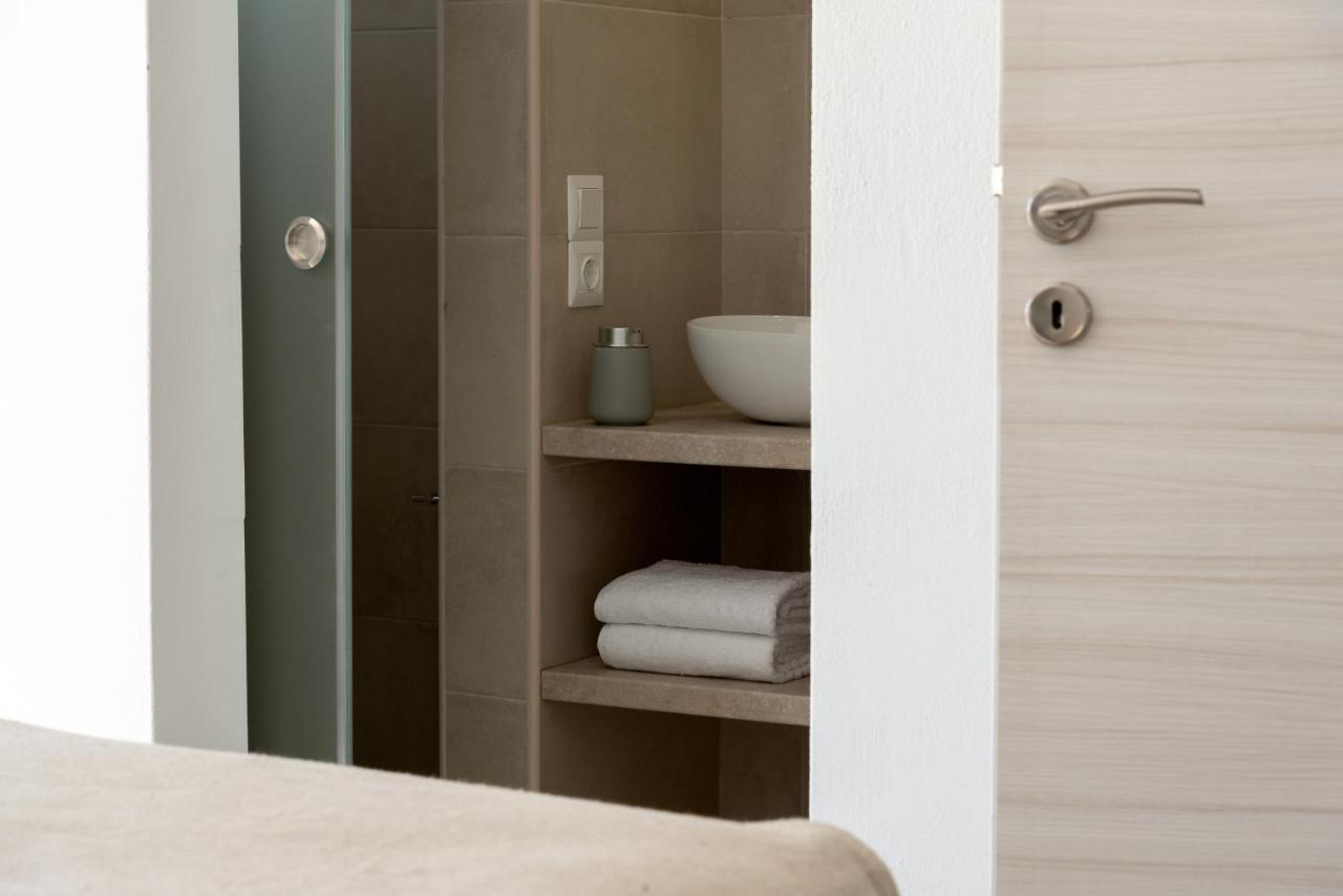 Evaero Villas I, Ii, Iii, IV - An Ever-So Inviting Escape, By Thinkvilla Sfáka Eksteriør bilde
