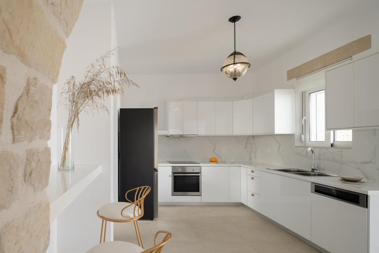 Evaero Villas I, Ii, Iii, IV - An Ever-So Inviting Escape, By Thinkvilla Sfáka Eksteriør bilde